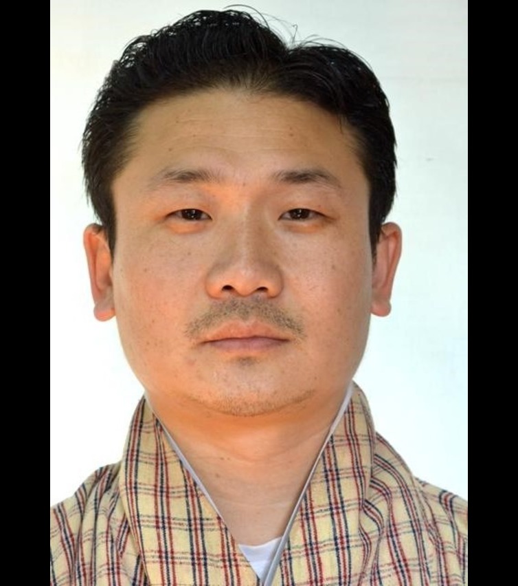 dr. yonten (1)